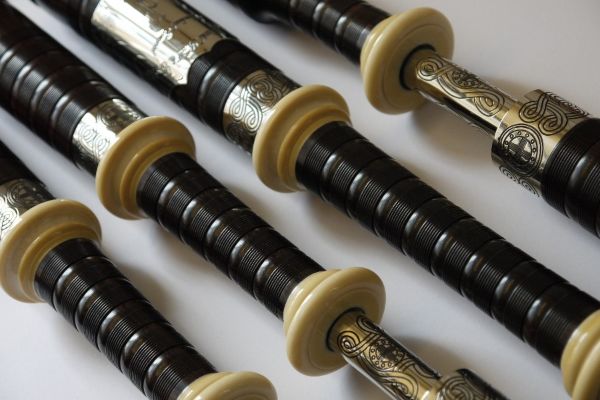 Vintage : Aged Imitation Ivory and Machine Engraved Nickel